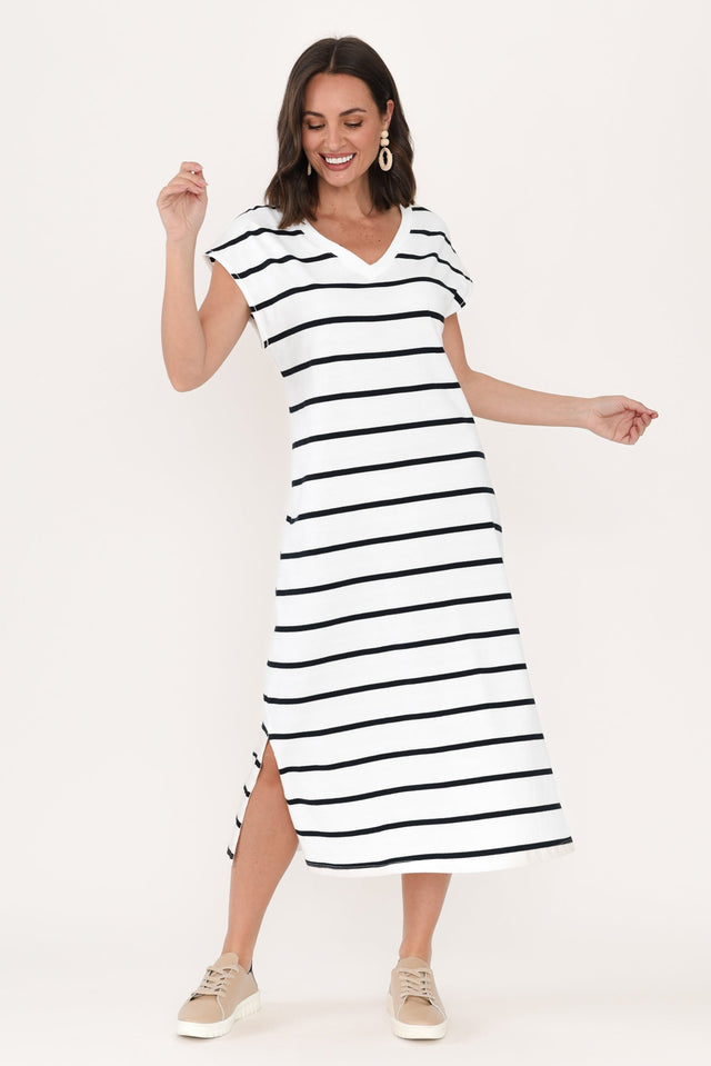 alt text|model:MJ image 7