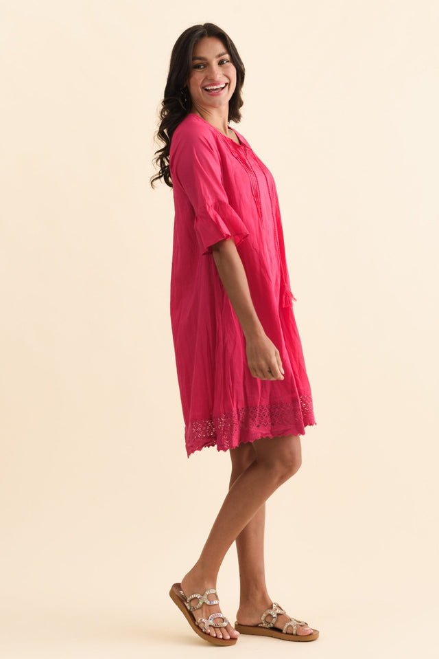 alt text|model:Brontie image 4