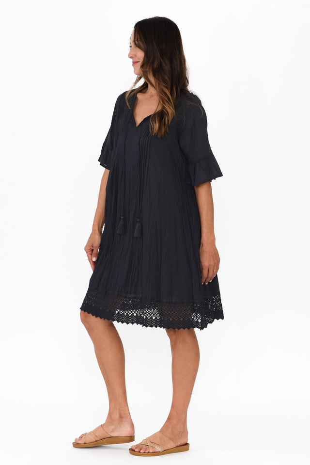 alt text|model:Cara image 5