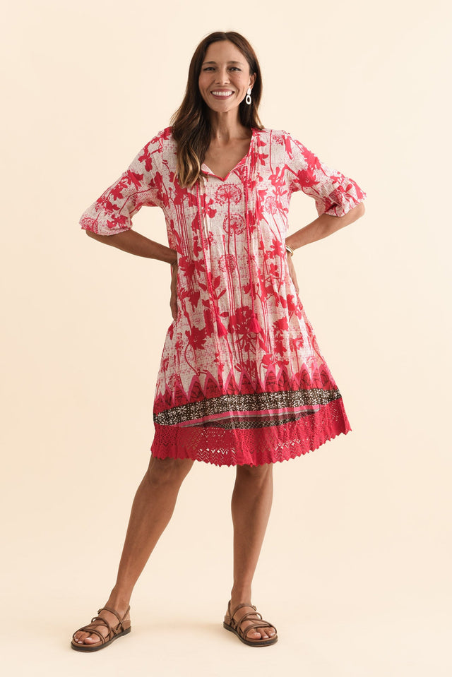 alt text|model:Cara image 6