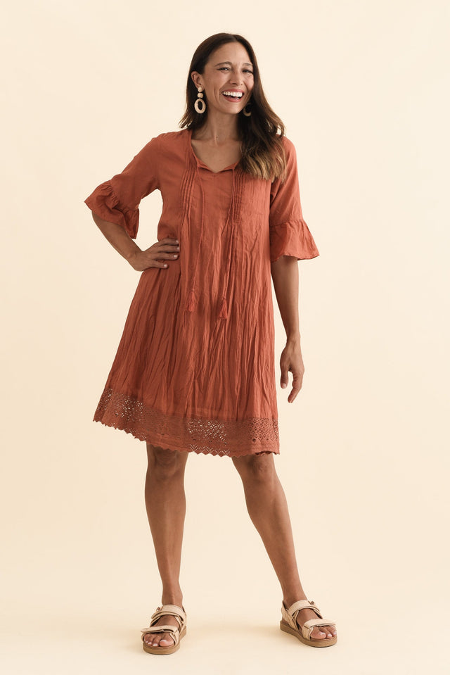 alt text|model:Cara image 8