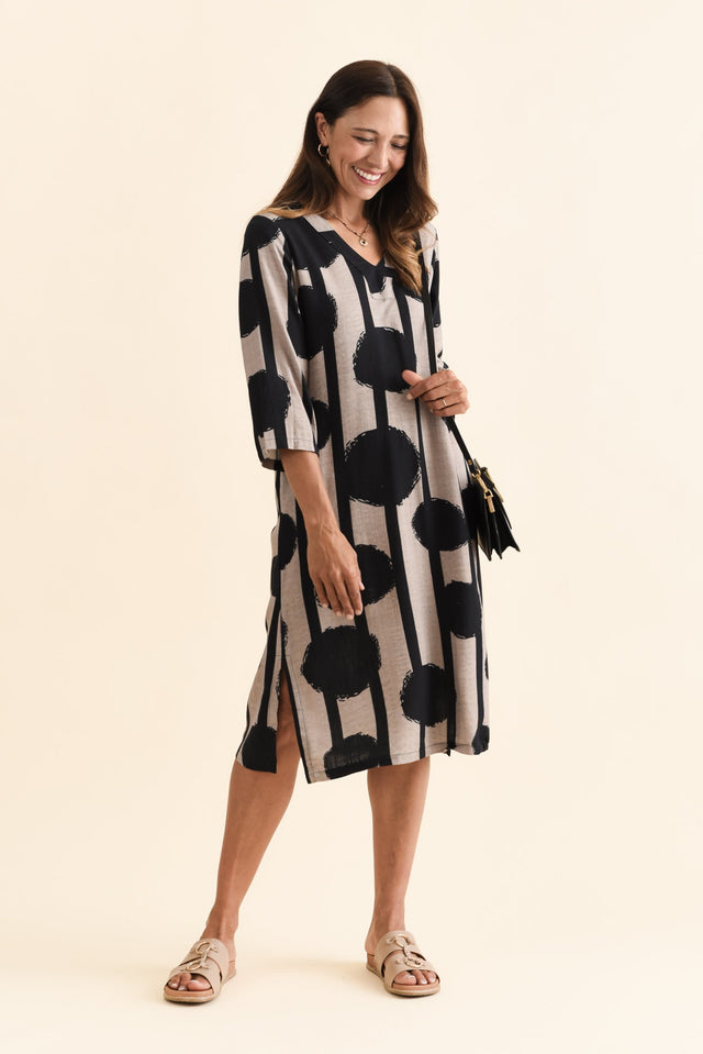 alt text|model:Cara image 8