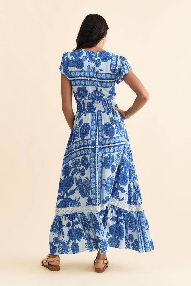 alt text|model:Brontie image 4