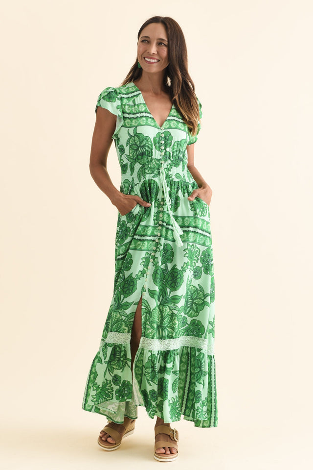 alt text|model:Cara image 7