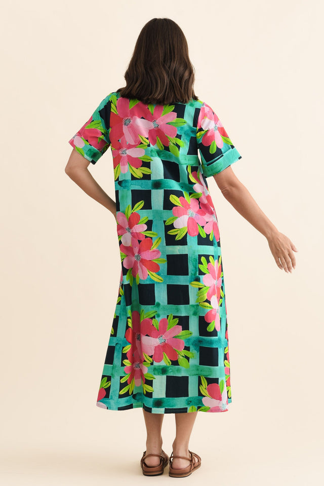 alt text|model:MJ image 4