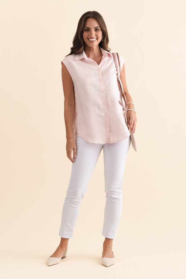 alt text|model:MJ image 3