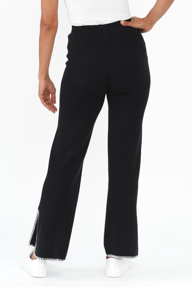 alt text|model:Cara image 5