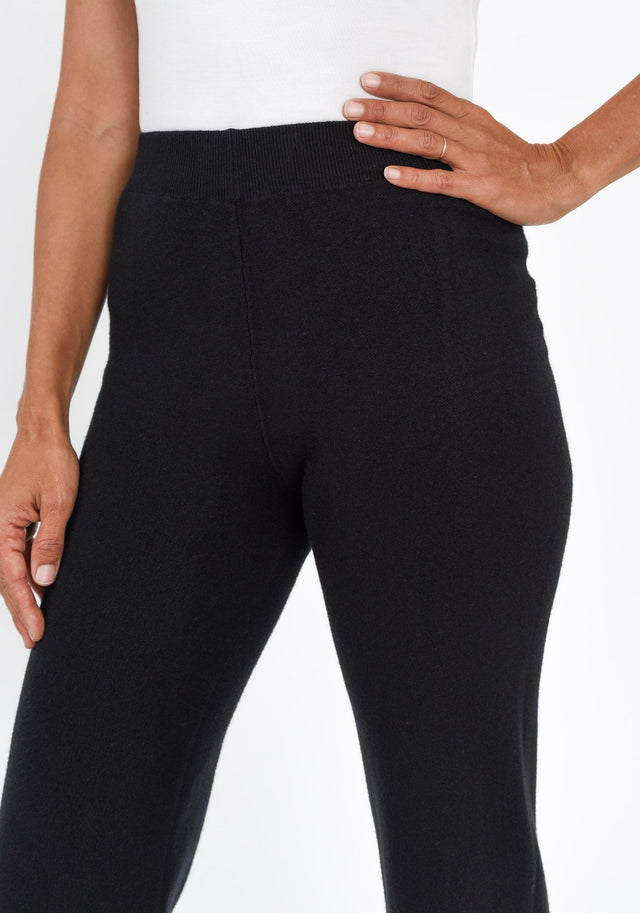 alt text|model:Cara image 7