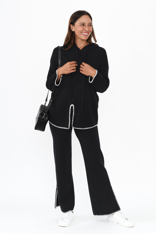 alt text|model:Cara image 3