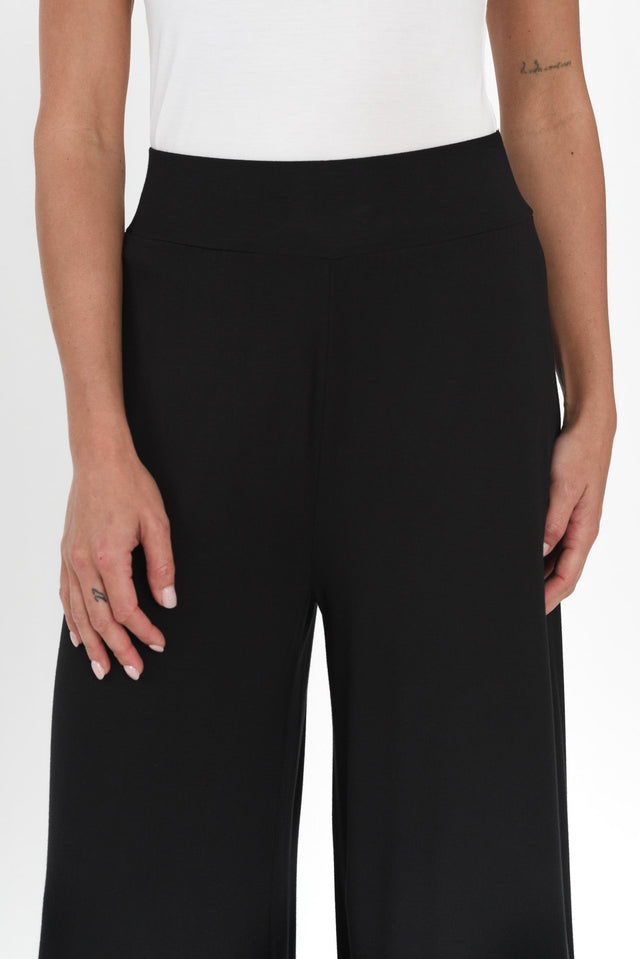 alt text|model:Brontie image 3