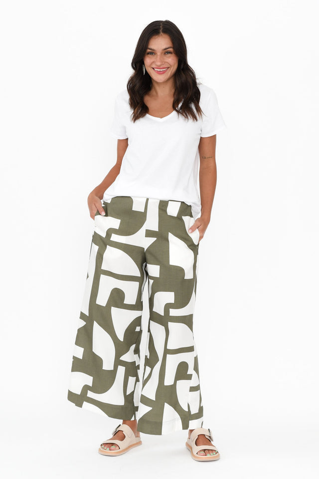 alt text|model:Brontie image 8