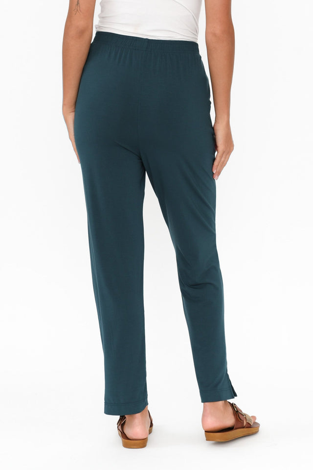 alt text|model:Brontie image 5