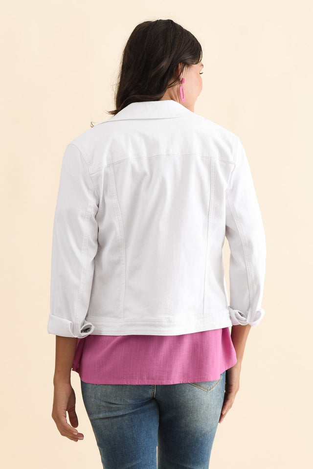 alt text|model:Brontie image 6