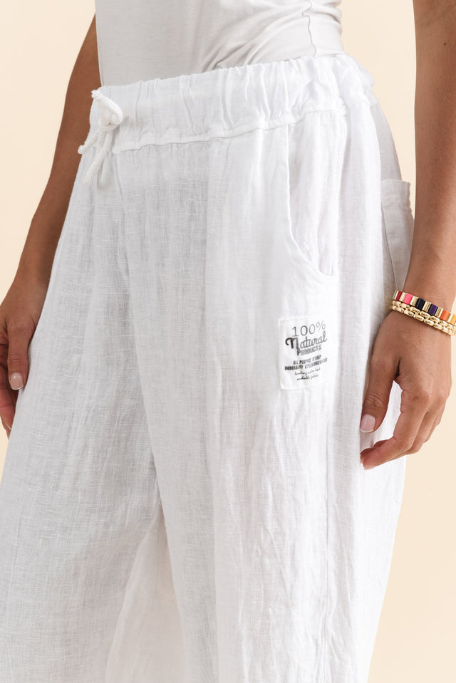 alt text|model:Brontie image 6