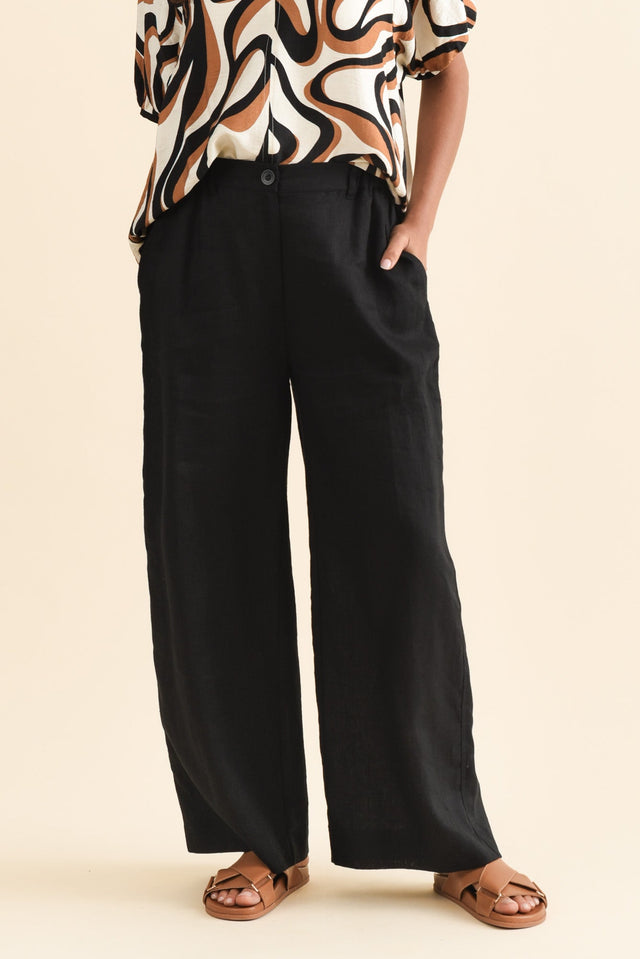 alt text|model:Brontie image 1