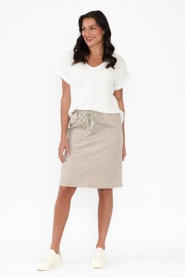 alt text|model:Brontie image 7