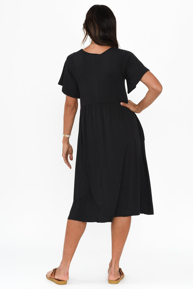 alt text|model:Cara image 5