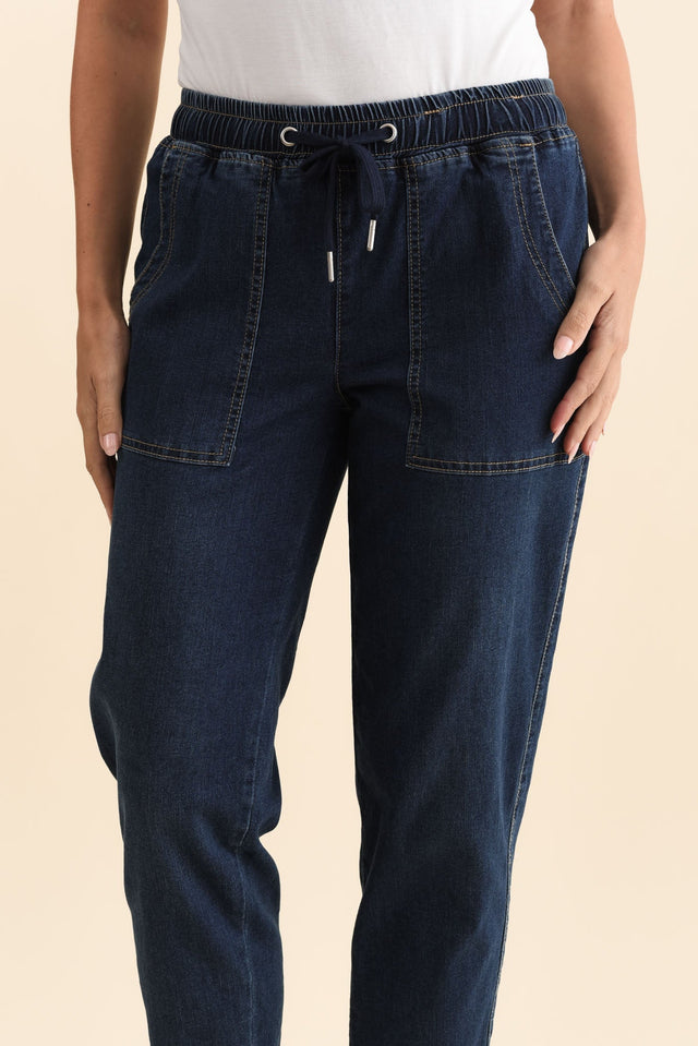 alt text|model:MJ image 7