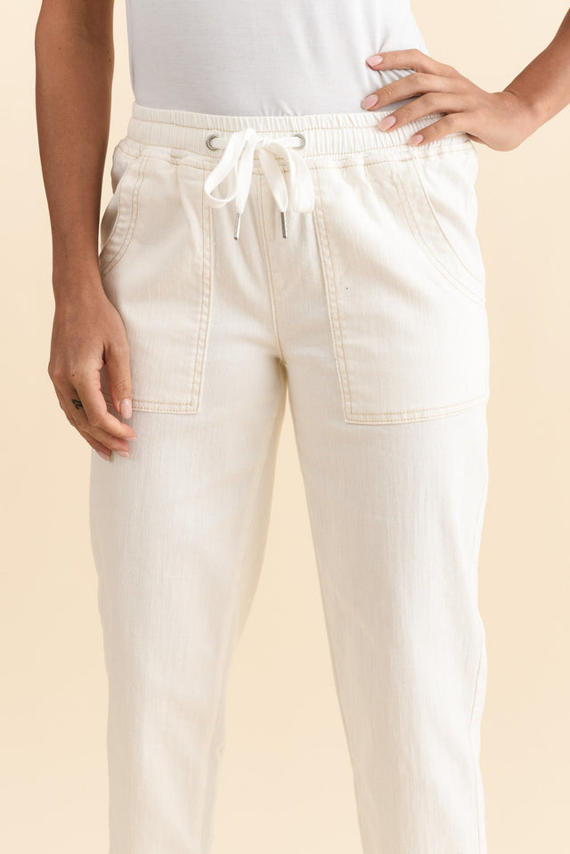 alt text|model:Brontie image 7