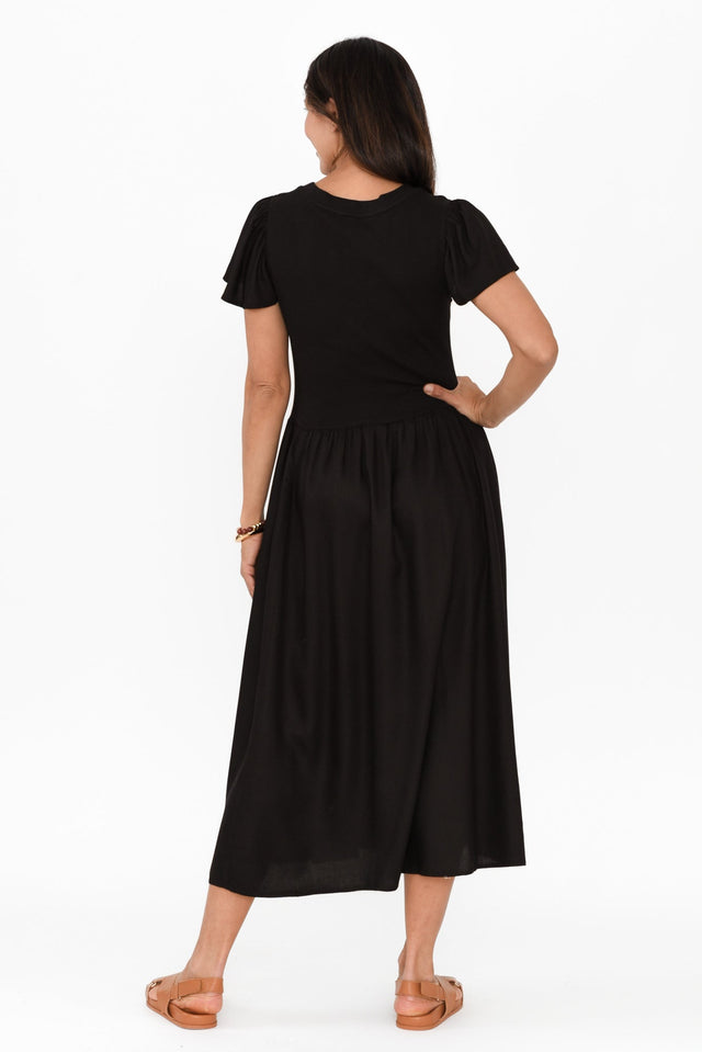 alt text|model:Cara image 5