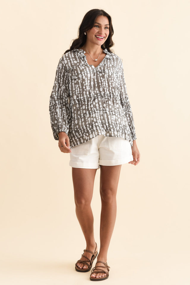 alt text|model:Brontie image 9