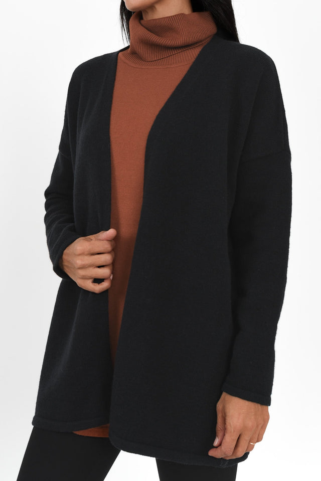 alt text|model:Cara image 6