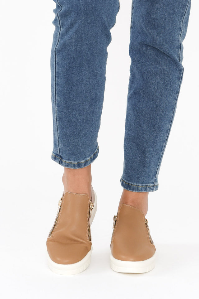 Enjoy Camel Leather Zip Sneaker image 9