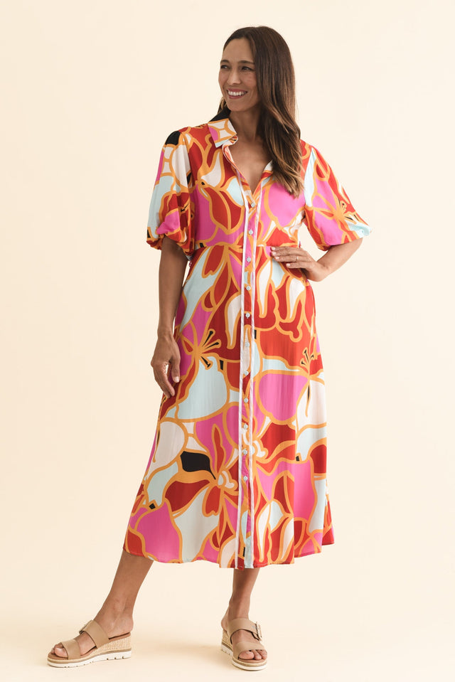 alt text|model:Cara image 8