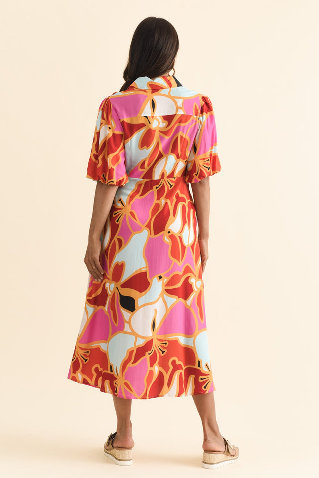 alt text|model:Cara image 6