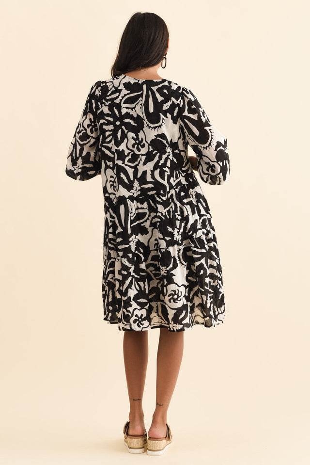 alt text|model:Brontie image 7