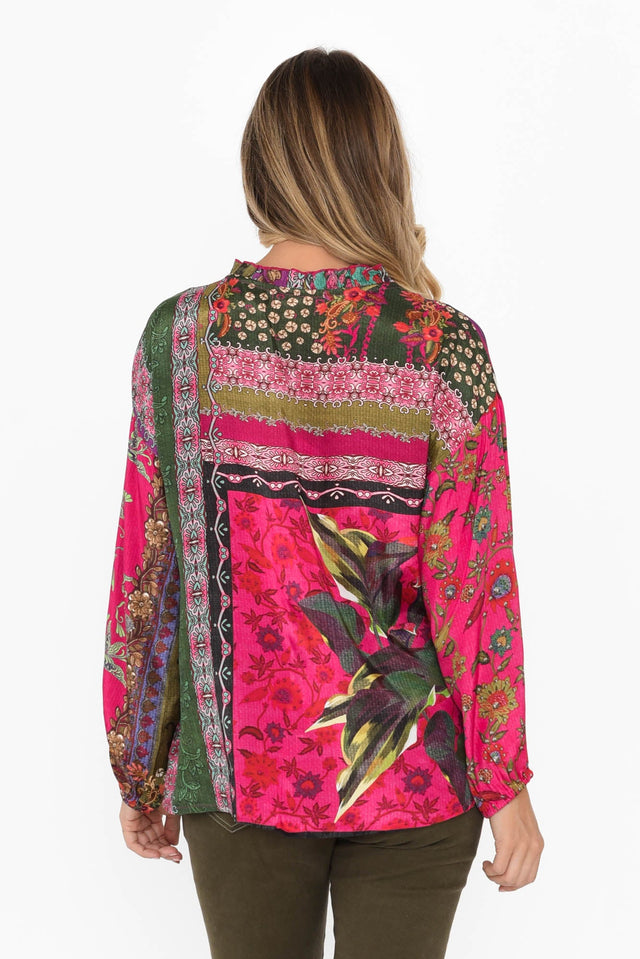 alt text|model:Mollie image 5