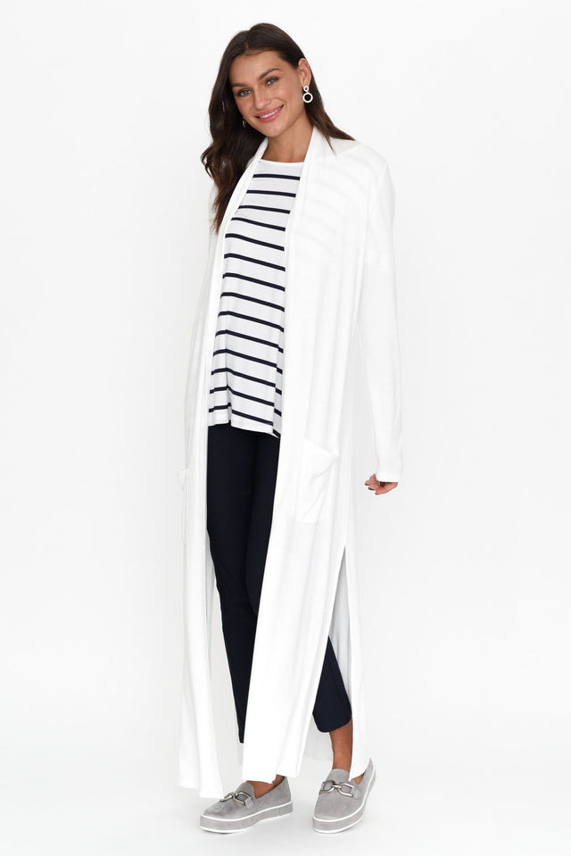 alt text|model:Brontie