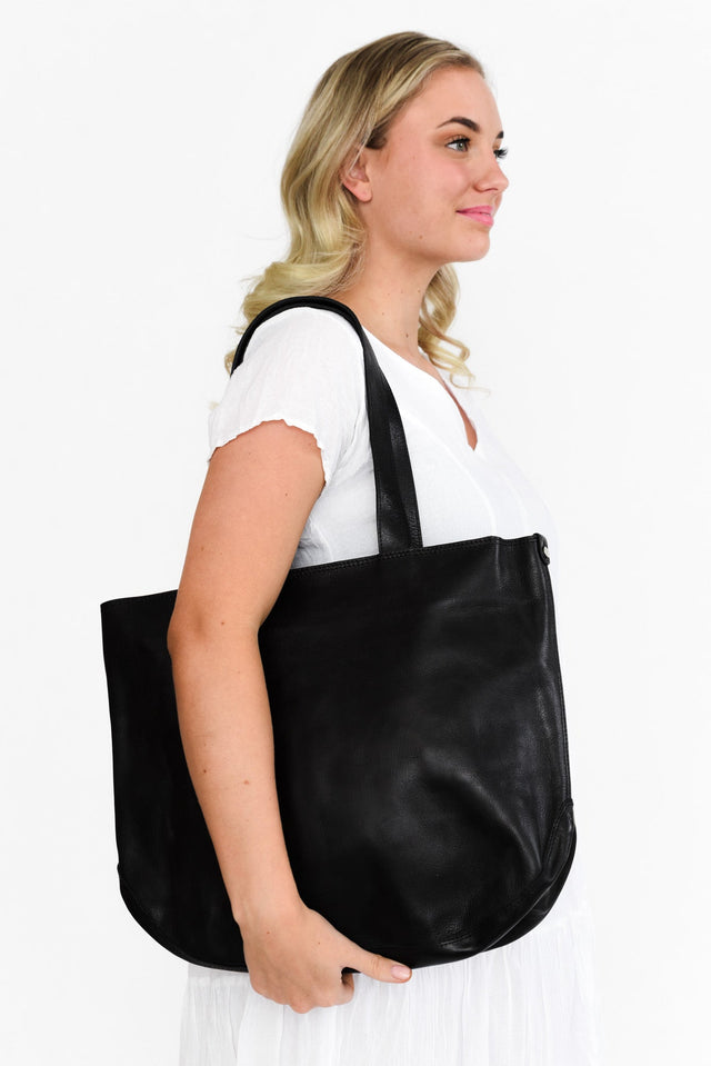 Fenna Black Leather Tote image 1