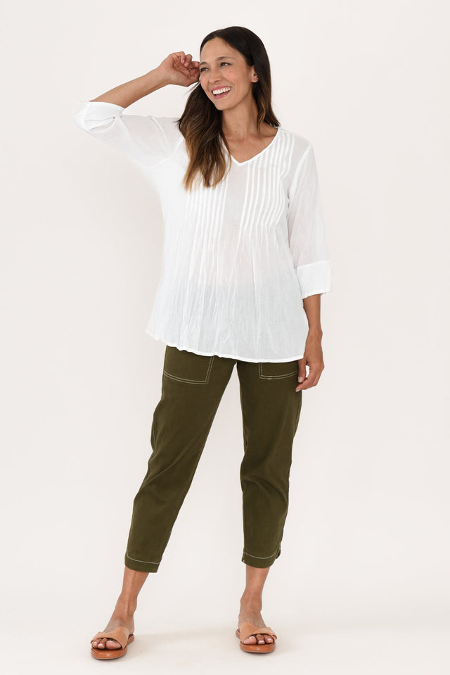 alt text|model:Cara image 7