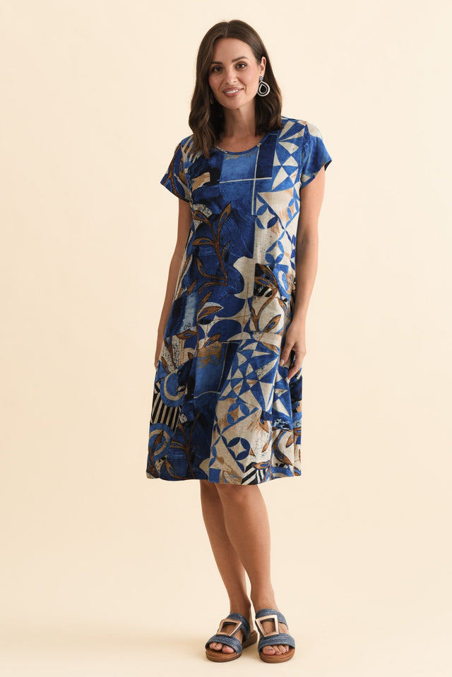 alt text|model:MJ image 6