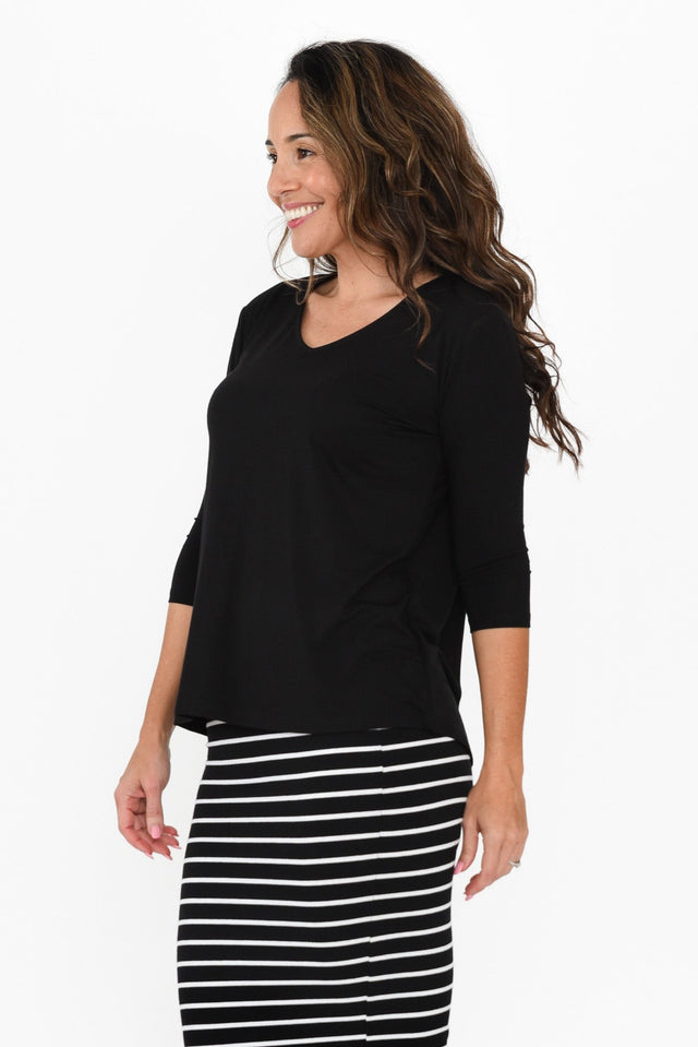 alt text|model:Nicole image 4