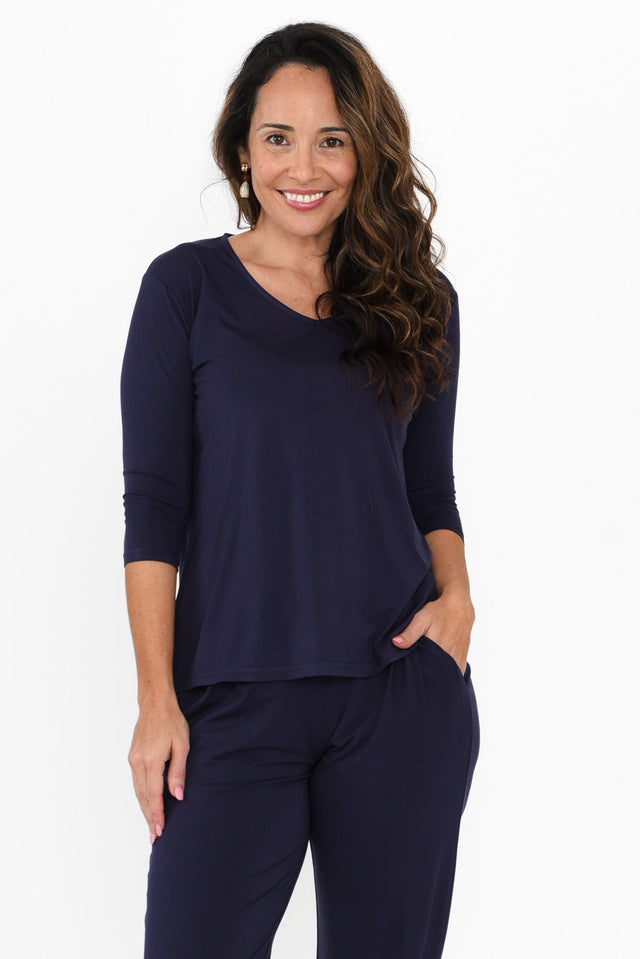 alt text|model:Nicole image 2