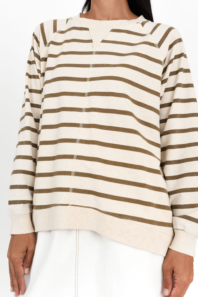 alt text|model:Cara image 7