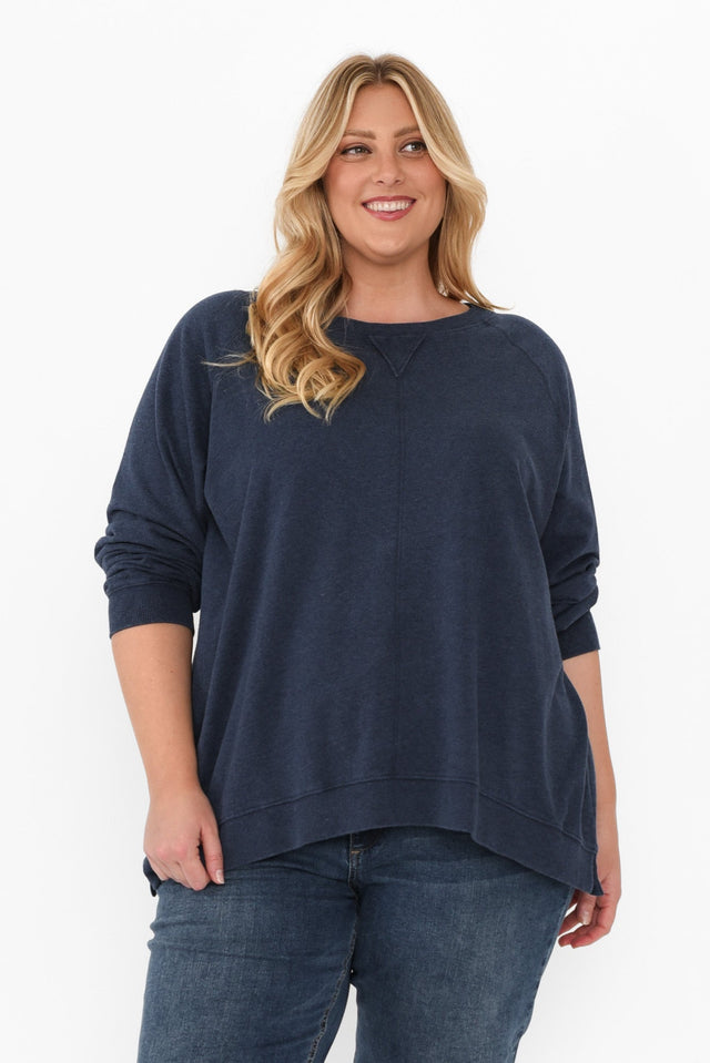 plus-size,curve-tops,plus-size-sleeved-tops,plus-size-cotton-tops,plus-size-winter-clothing,plus-size-jumpers,alt text|model:Caitlin image 8
