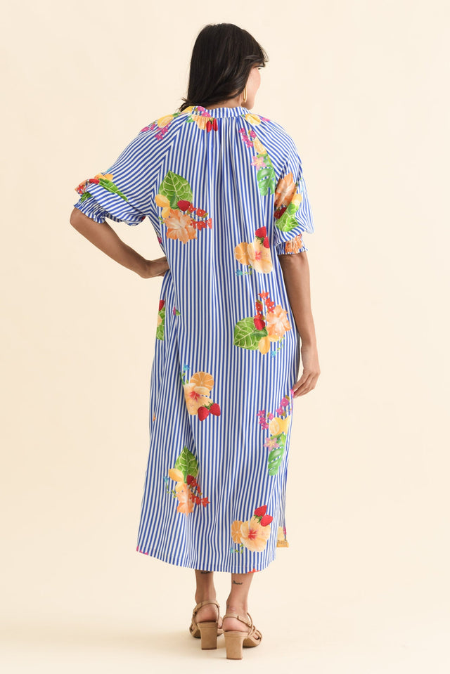 alt text|model:Brontie image 5