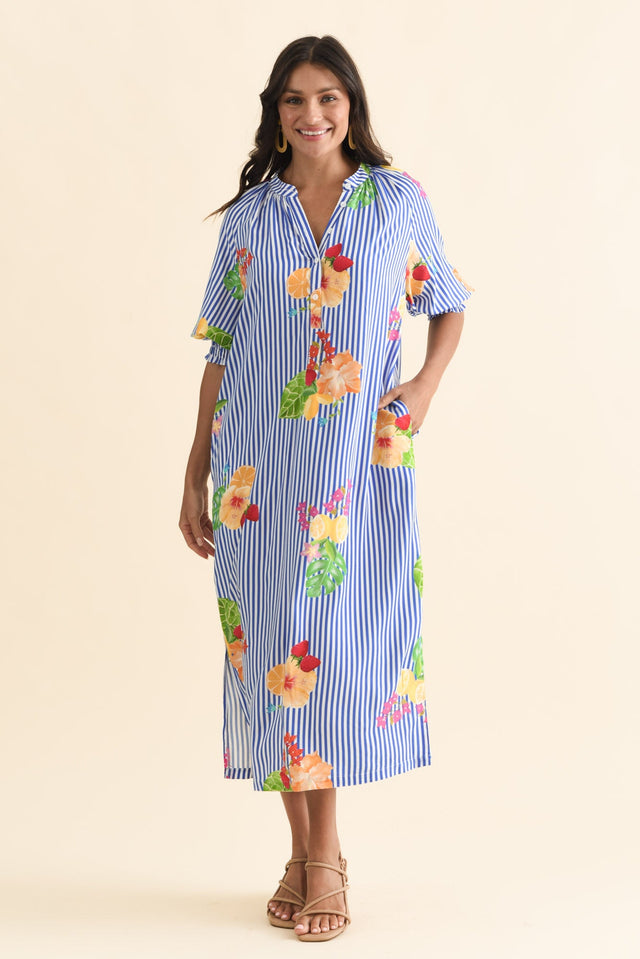 alt text|model:Brontie image 3