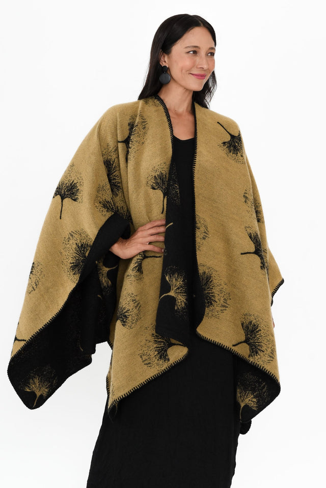 alt text|model:Cara image 5