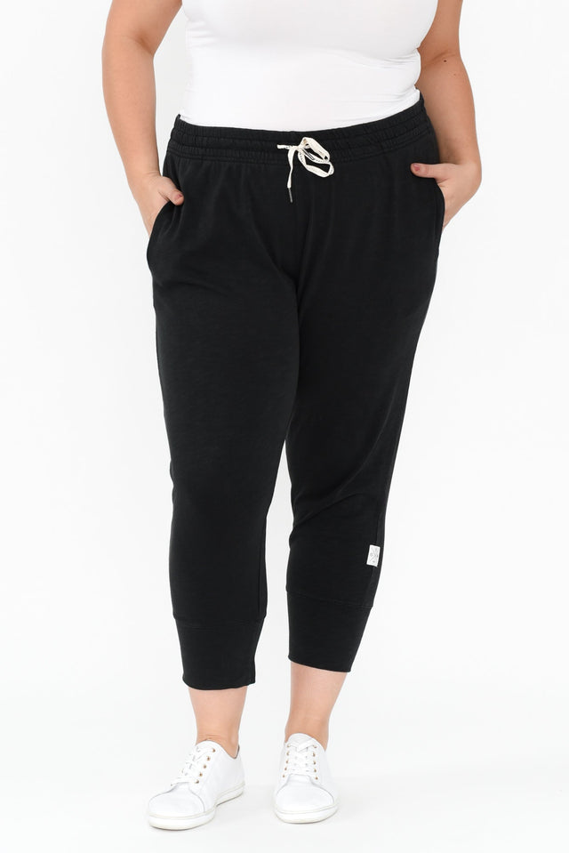 plus-size,curve-basics,curve-bottoms,plus-size-pants,plus-size-basic-bottoms,alt text|model:Gabby image 13