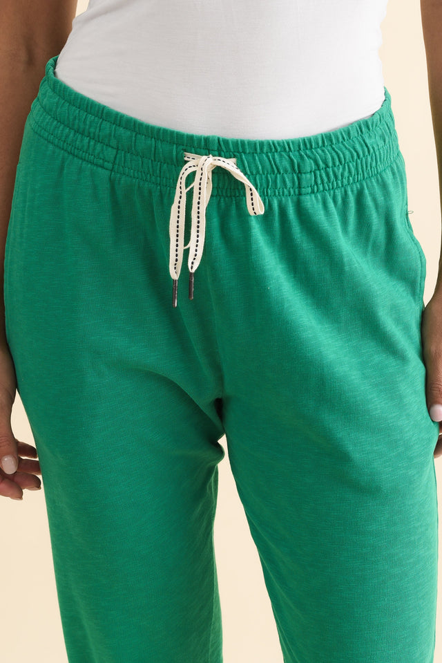 alt text|model:Brontie image 5