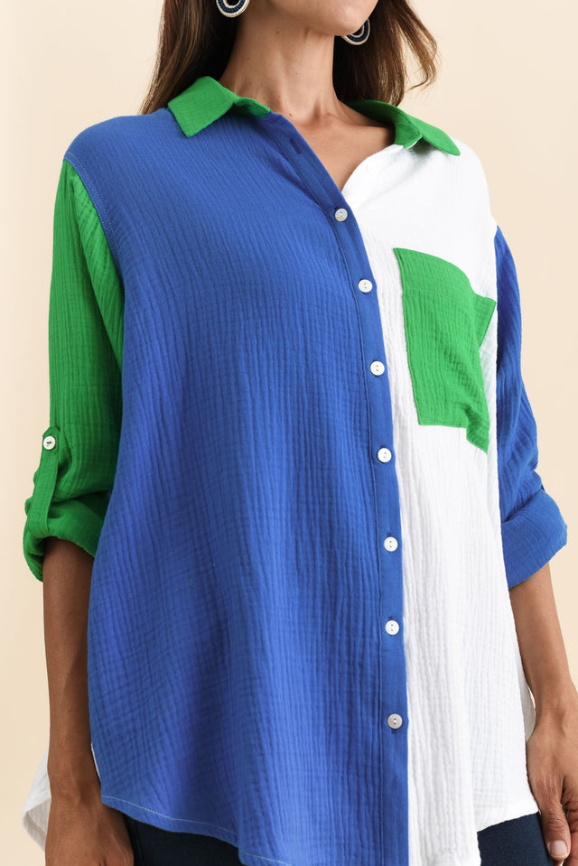 alt text|model:Cara image 6