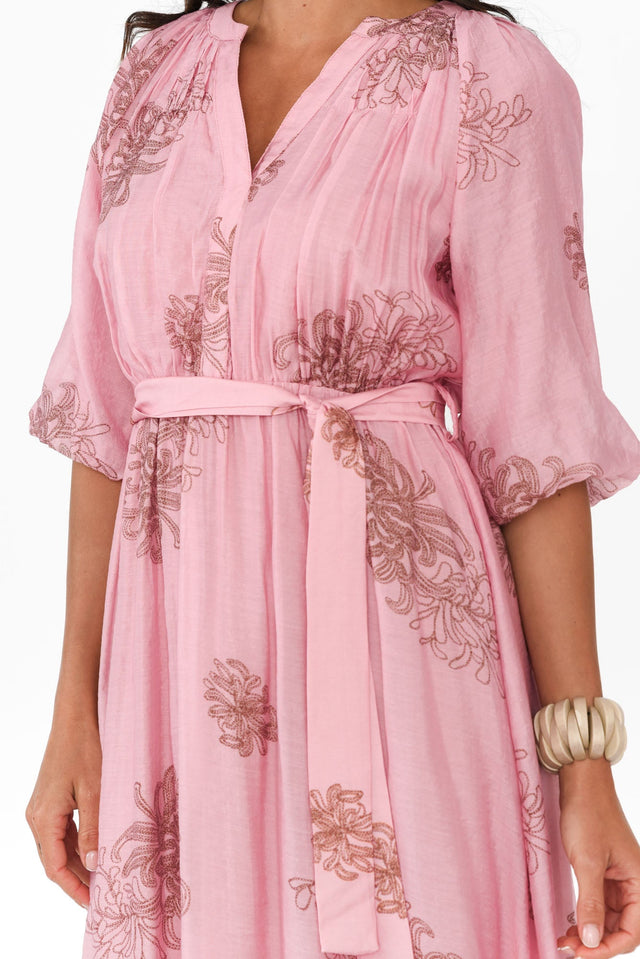 alt text|model:Brontie image 6