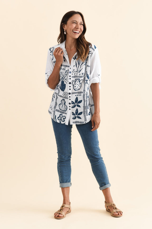 alt text|model:Cara image 9