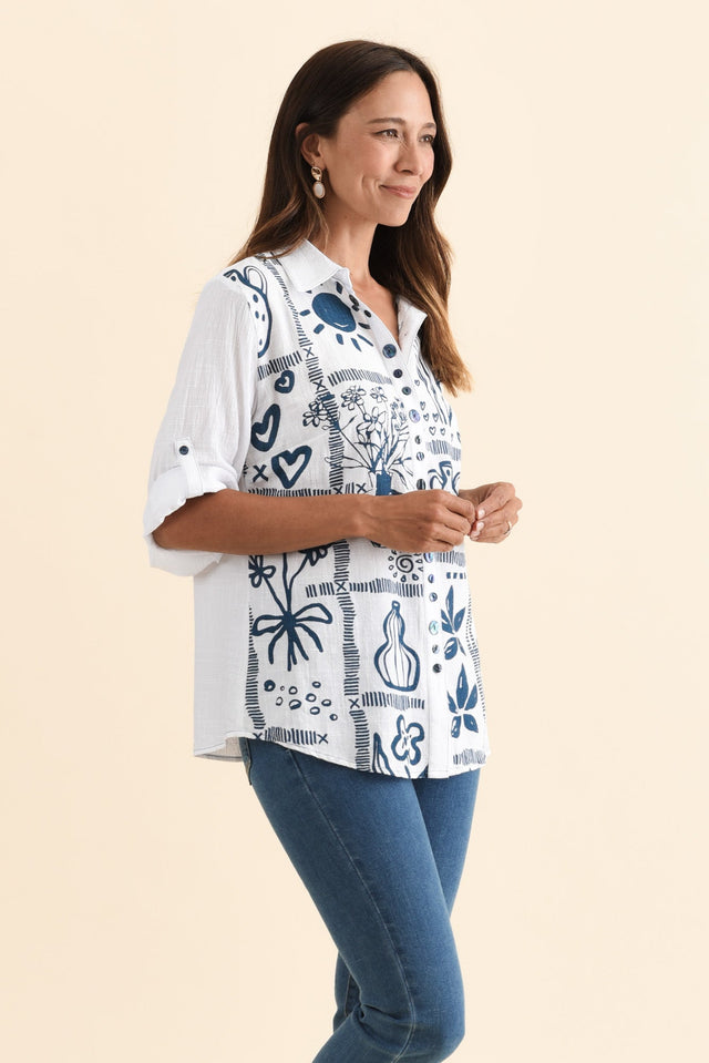 alt text|model:Cara image 6