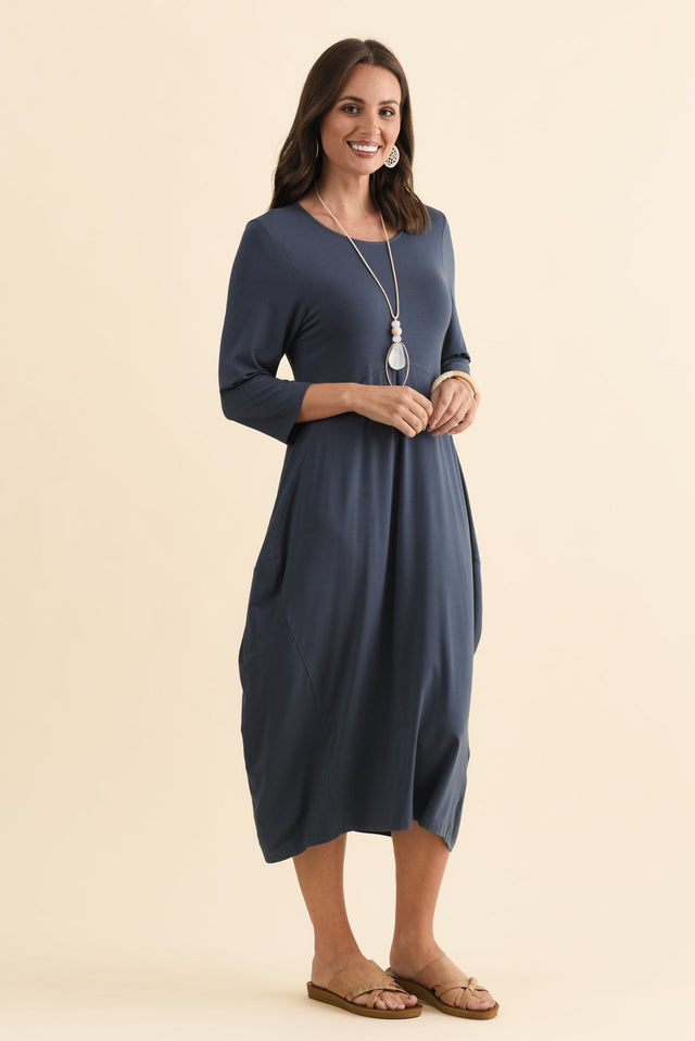 alt text|model:MJ image 7