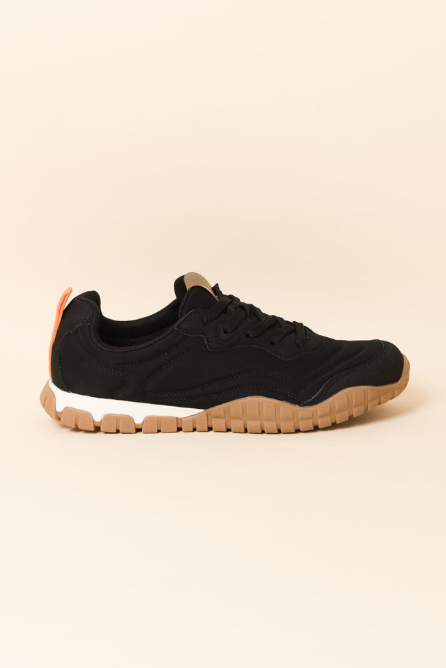 Grana Black Sneaker